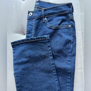 Style and co straight leg woman Jean - size 8 ( long)- new without tag